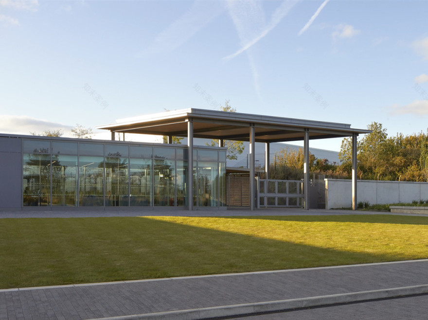 英国先进产品创建中心-3