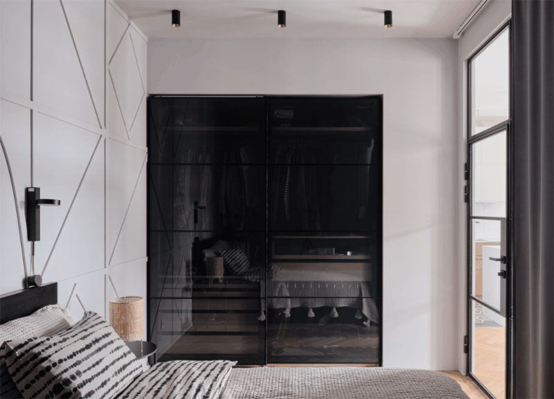 斯大林时代建筑中的现代蓝色公寓-18