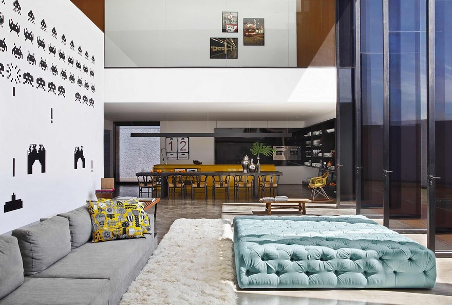 This Cubist House Connects the Expressiveness of Geometric Forms with the Beauty of the Eclectic Interiors-15