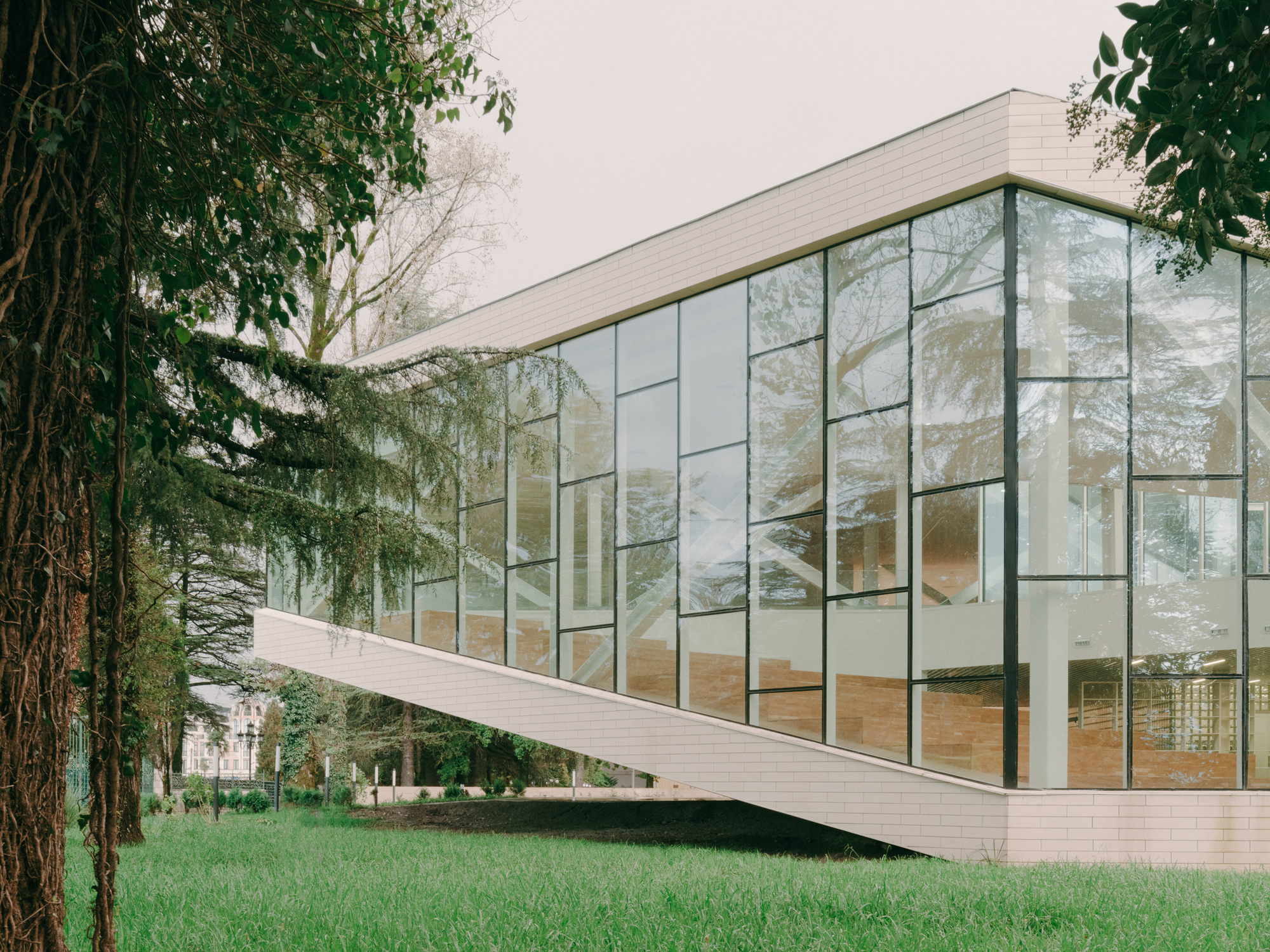 Zviad Gamsakhurdia Presidential Center / Tsanava + Maisuradze + T-architects-36