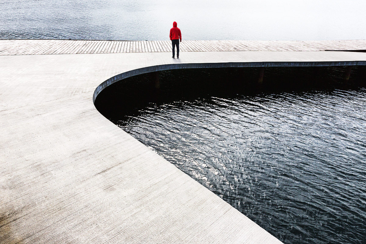 红色连帽衫系列丨瑞典丨Calle Artmark-23