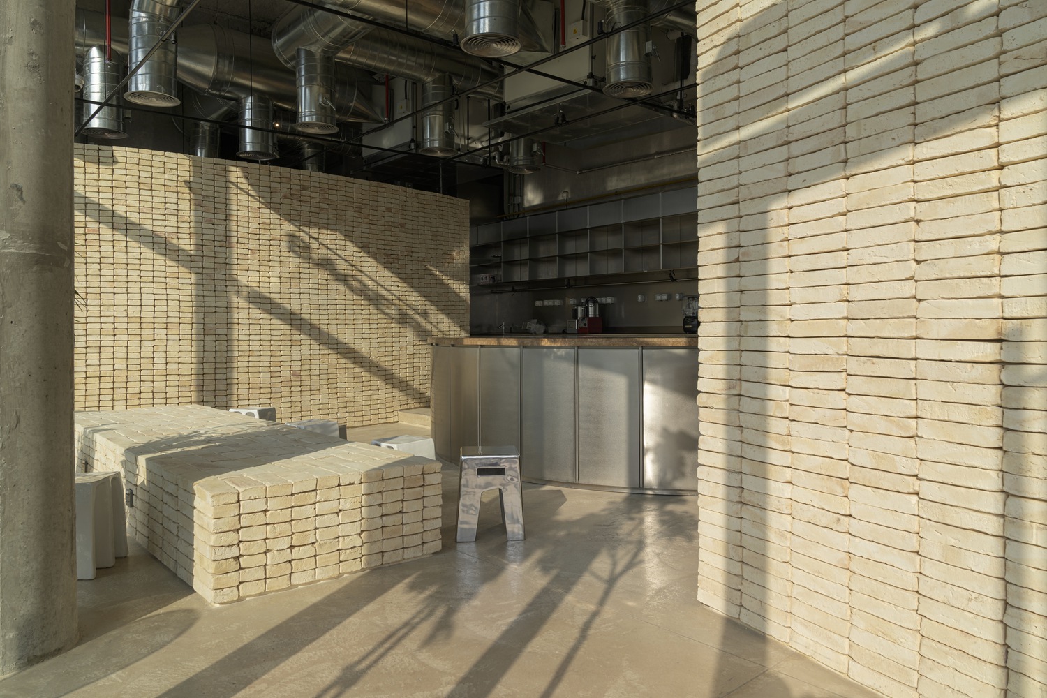 Bageri Form 面包店丨阿联酋迪拜丨BONE-34