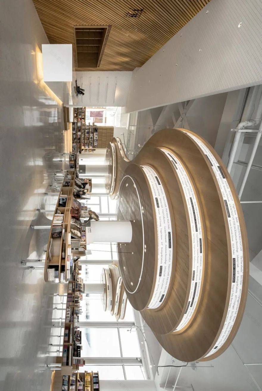 方庭书店 | 黑胶磁场中的艺术阅读空间-64