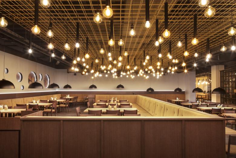 斯图加特市政厅地下室餐馆丨德国斯图加特丨DIA Dittel Architekten-7