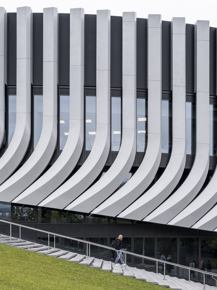 慕尼黑奥林匹克公园内新竞技场 SAP 花园项目丨德国慕尼黑丨3XN 与 CL MAP 和景观建筑师 Latz + Partner-8