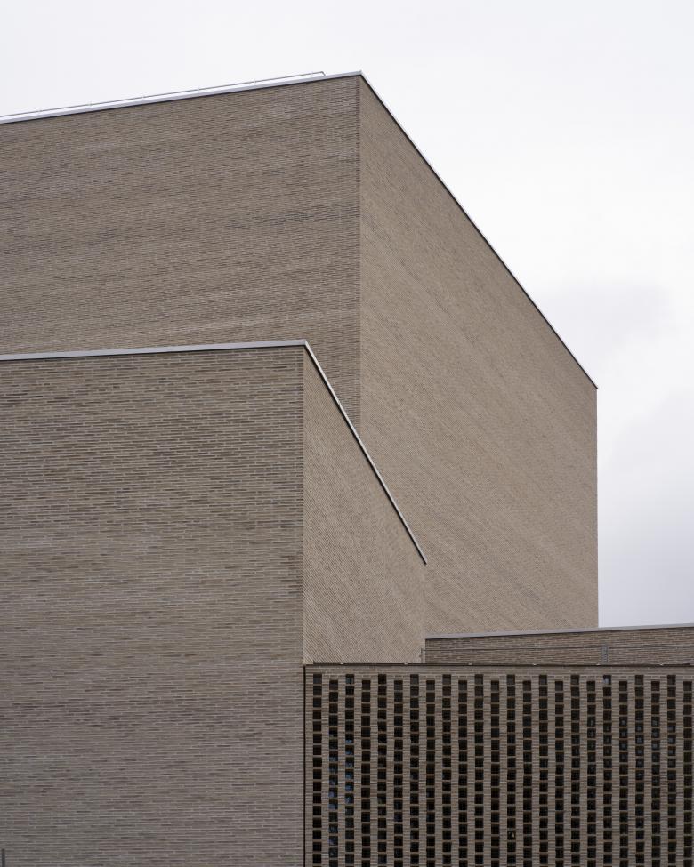 PONT12 architectes sa丨Théâtre et Salle des Fêtes de Carouge丨瑞士-0