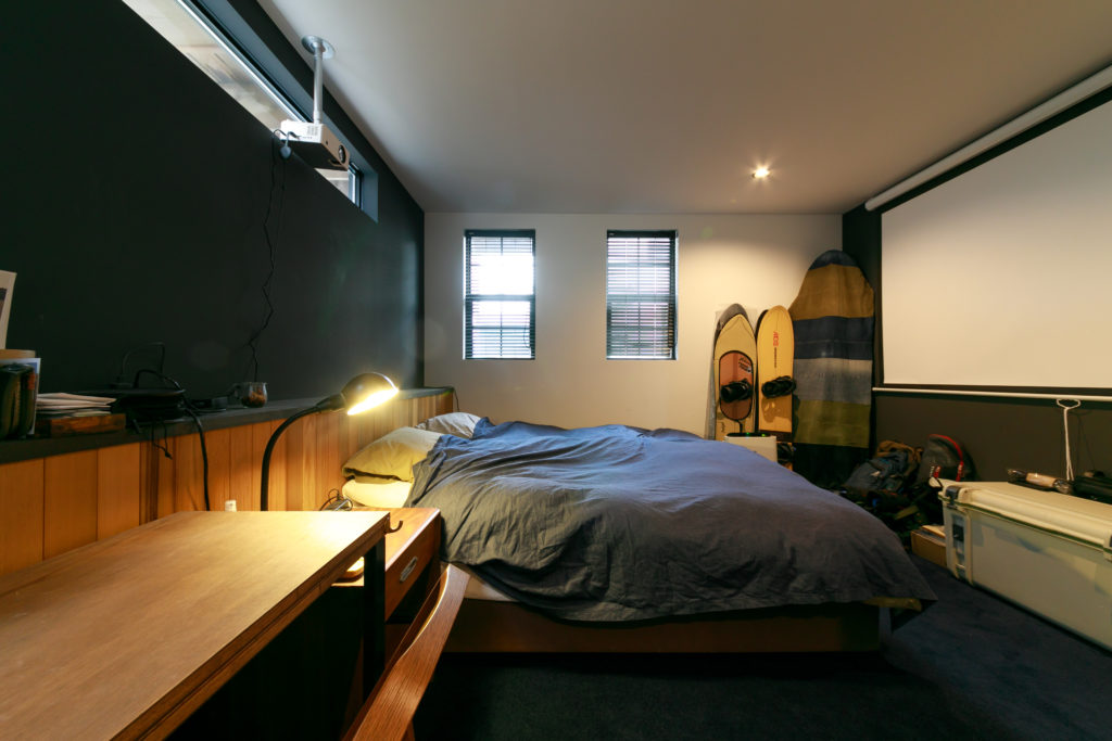 鎌倉のサーファーズハウス 客人ウェルカム、アウトドアマンの海辺の拠点 | Style of Life | 100%LiFE-9