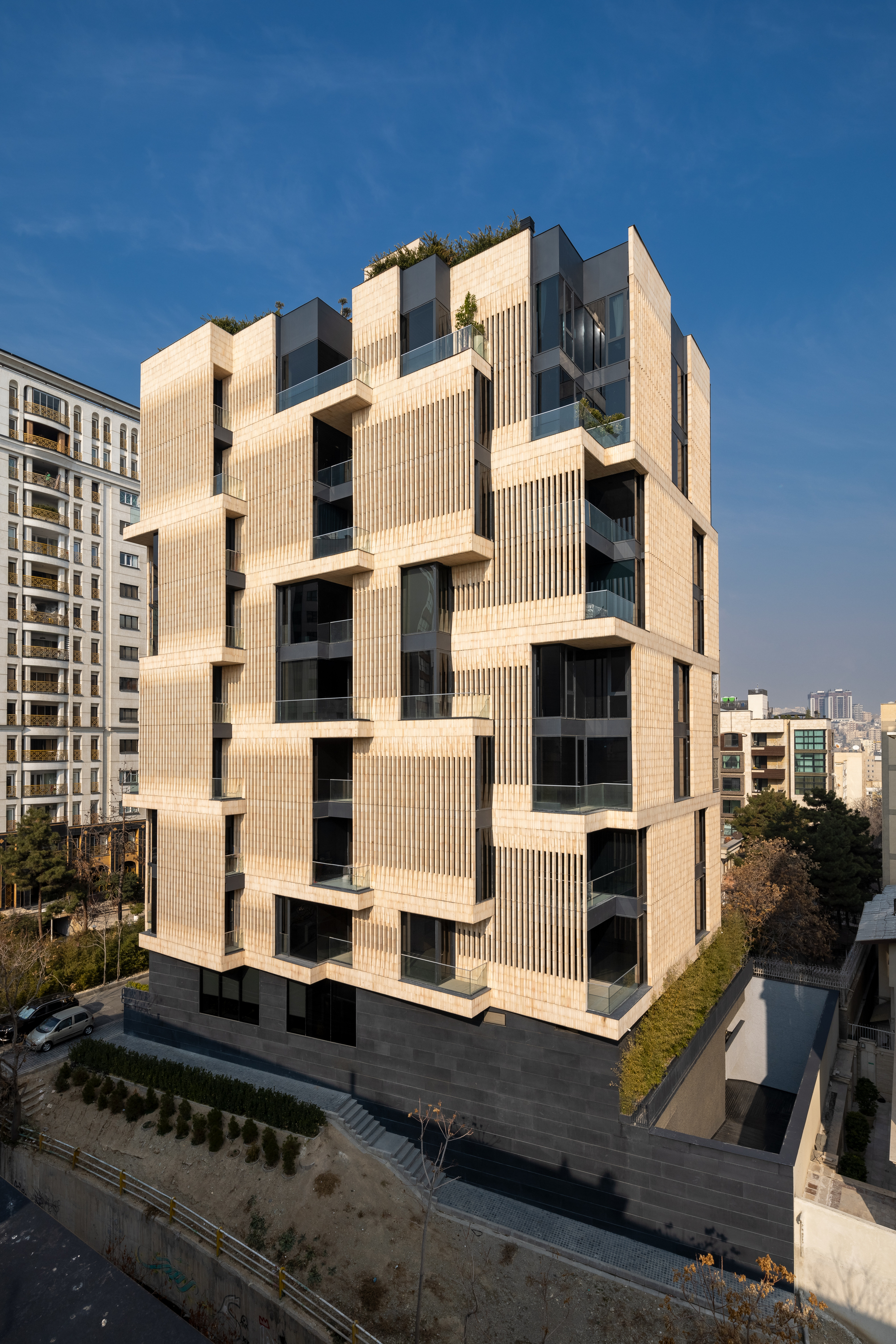 Lumen Residential Building丨Next Office–Alireza Taghaboni-27