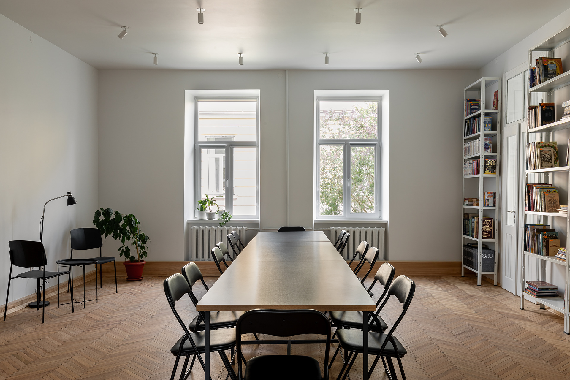 Городок 社区共创中心丨乌克兰利沃夫-38