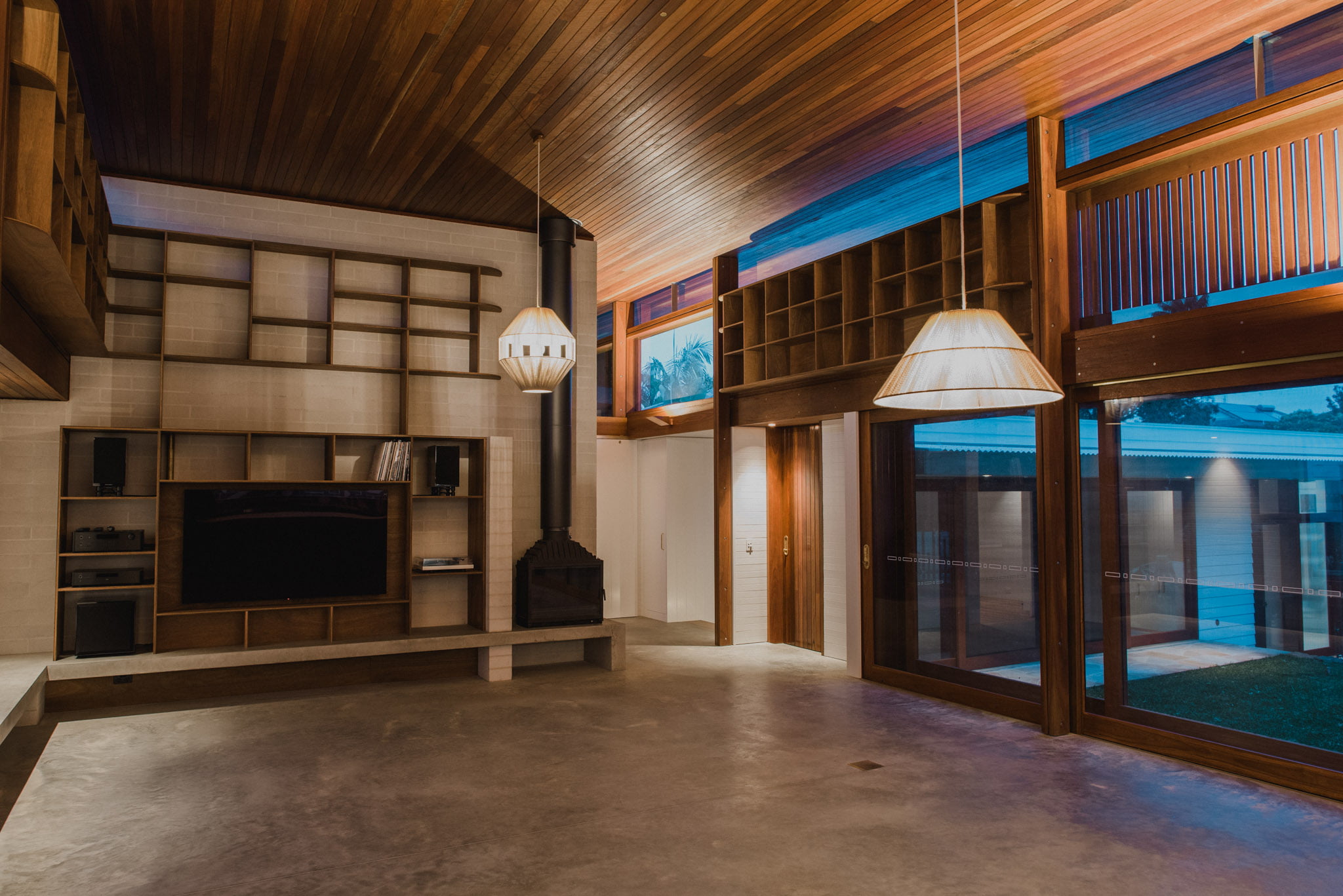 天幕屋；篷顶屋（具体可根据实际语境判断更合适的表达，这里CANOPY常见有天幕；篷顶等意思） 丨Walk North Architects-17