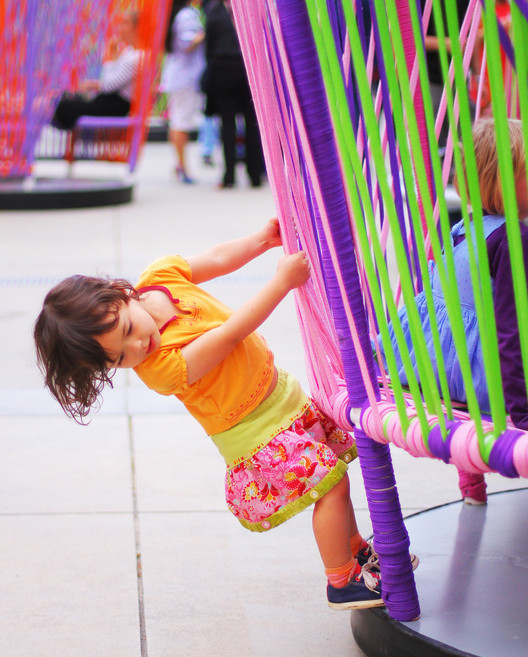 'Los Trompos'临时装置-29