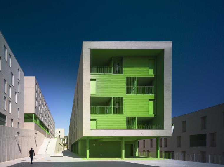 西班牙 317 社会住房 | 梯田式布局与可持续设计的融合-8