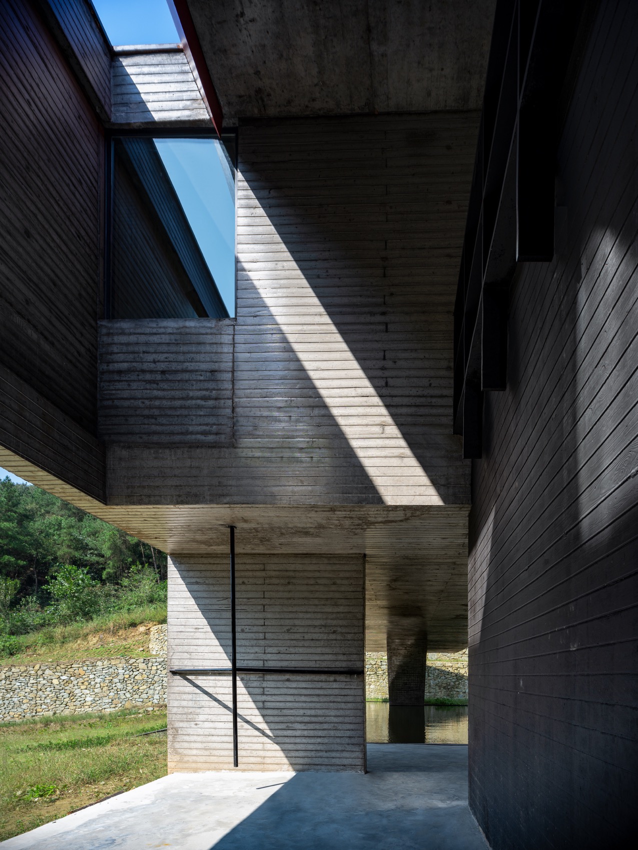 武当山麓游客中心:重塑台地之线丨中国十堰丨上海末广建筑设计有限公司-117