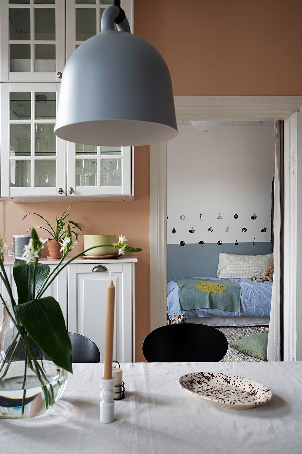 哥德堡优雅绿陶公寓，温暖纹理与现代风格的完美融合-19