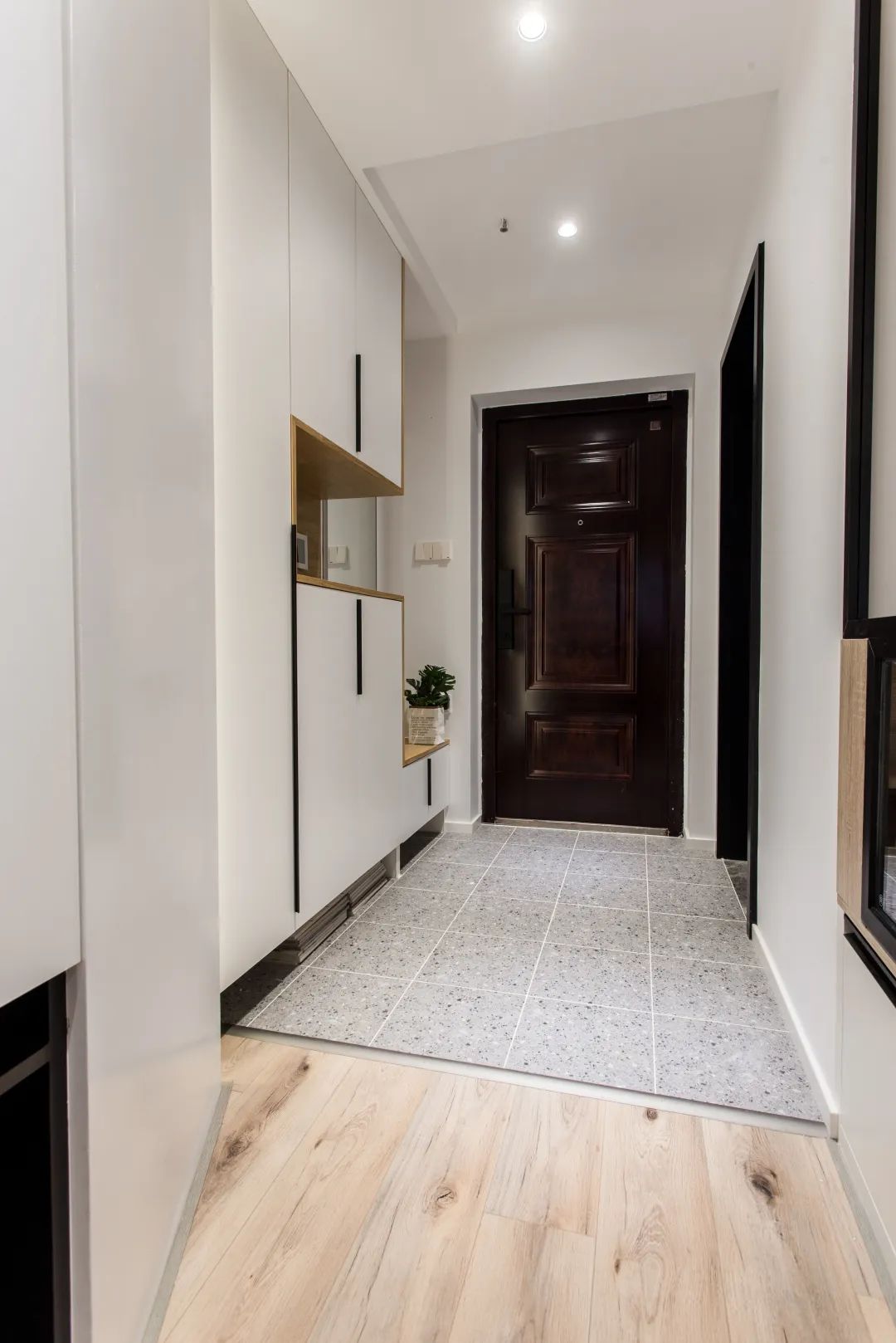 42㎡小公寓翻新记 · 暗黑空间变时尚一人居丨中国武汉丨尔屿设计-12