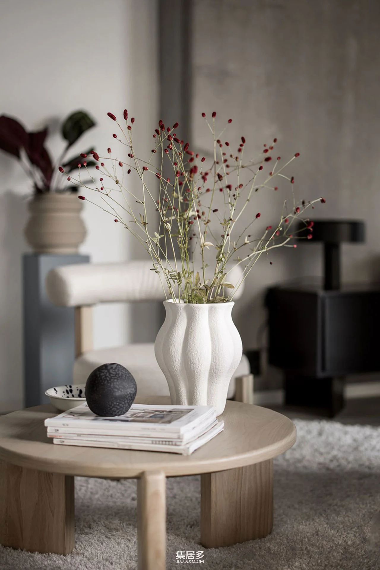 混凝土墙的斯堪的纳维亚小型公寓丨瑞典-6