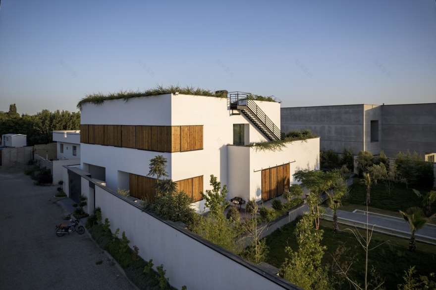 Tehran 市区双层绿色别墅设计-12