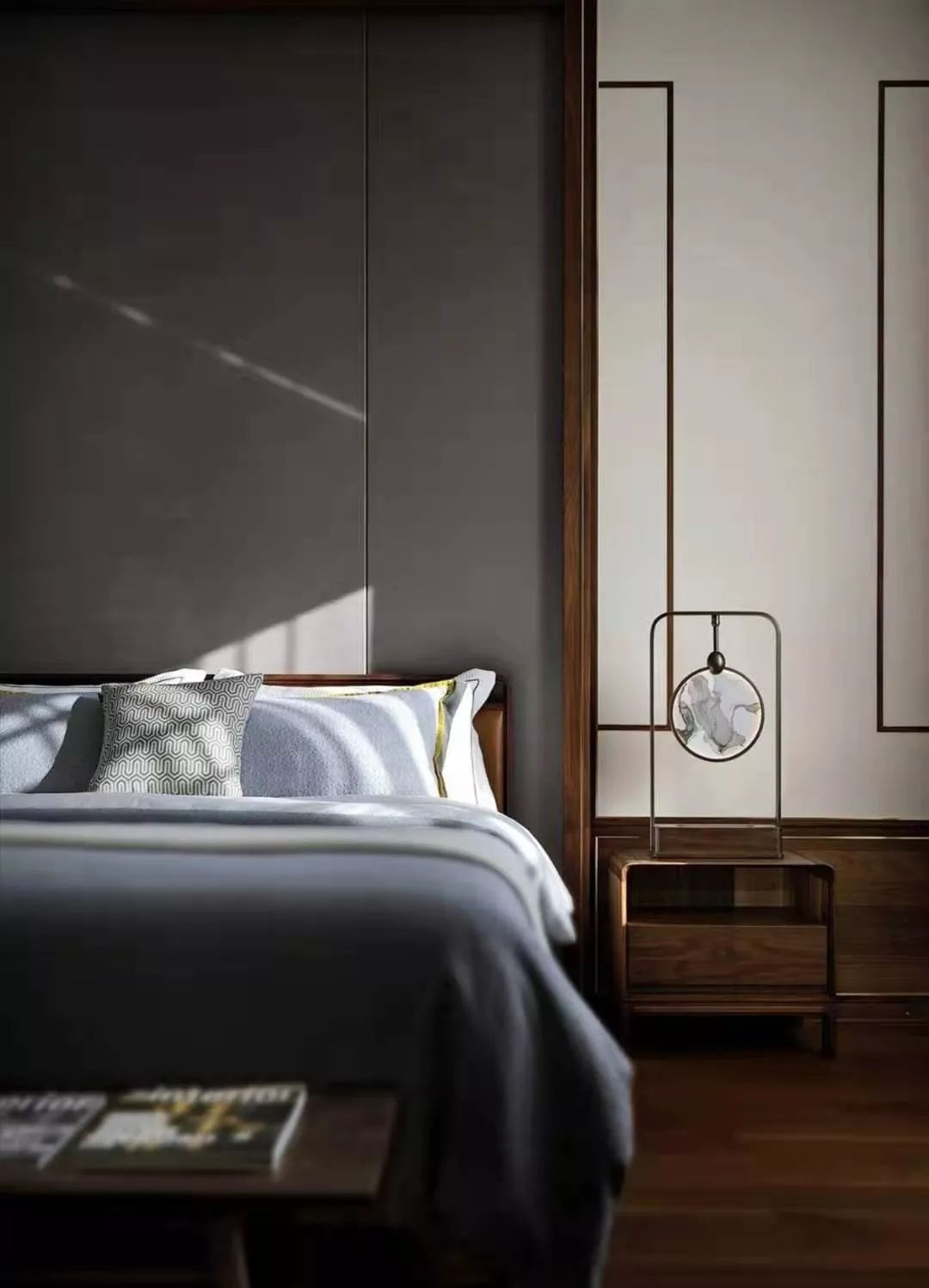 新中式复式空间，黑胡桃木家具打造淳朴意境-56