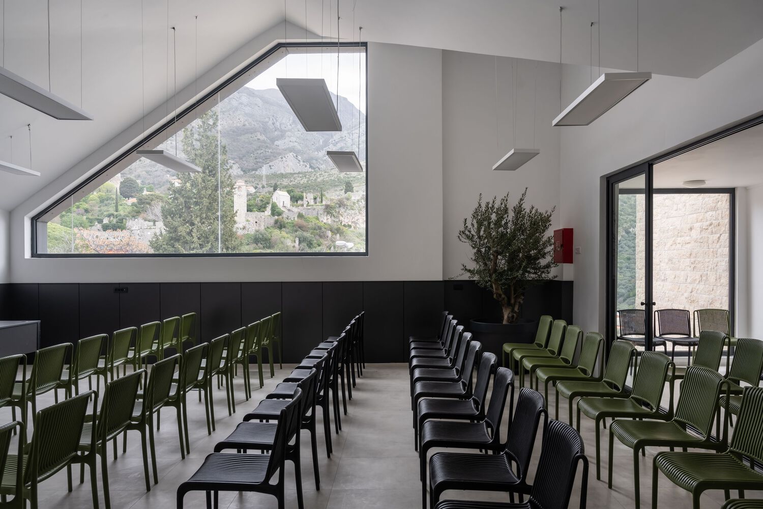 House of Olives by ARHINGinženjering-16