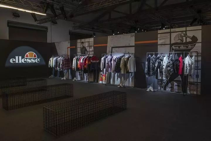 【192期】 最新服装展厅空间设计-38