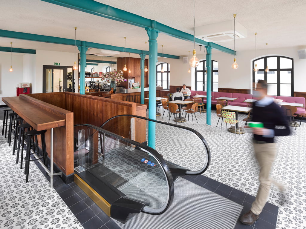 哈格洛夫特 – 克雷辛斯-15