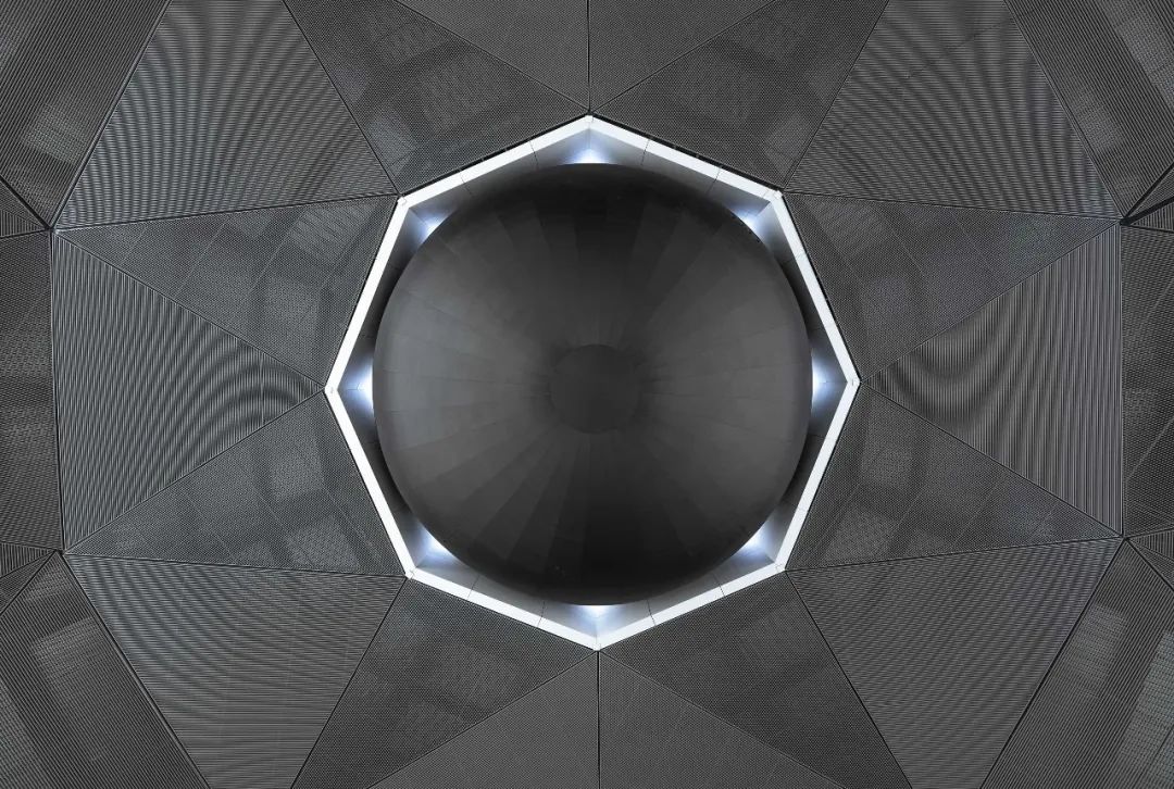 2021十大艺术装置丨多位艺术家-50