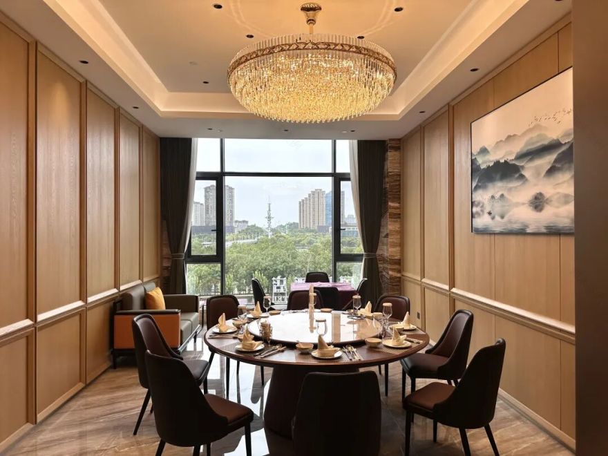 绿豹灯饰X柏瑞斯国际酒店|光韵交织,共鉴非凡-24