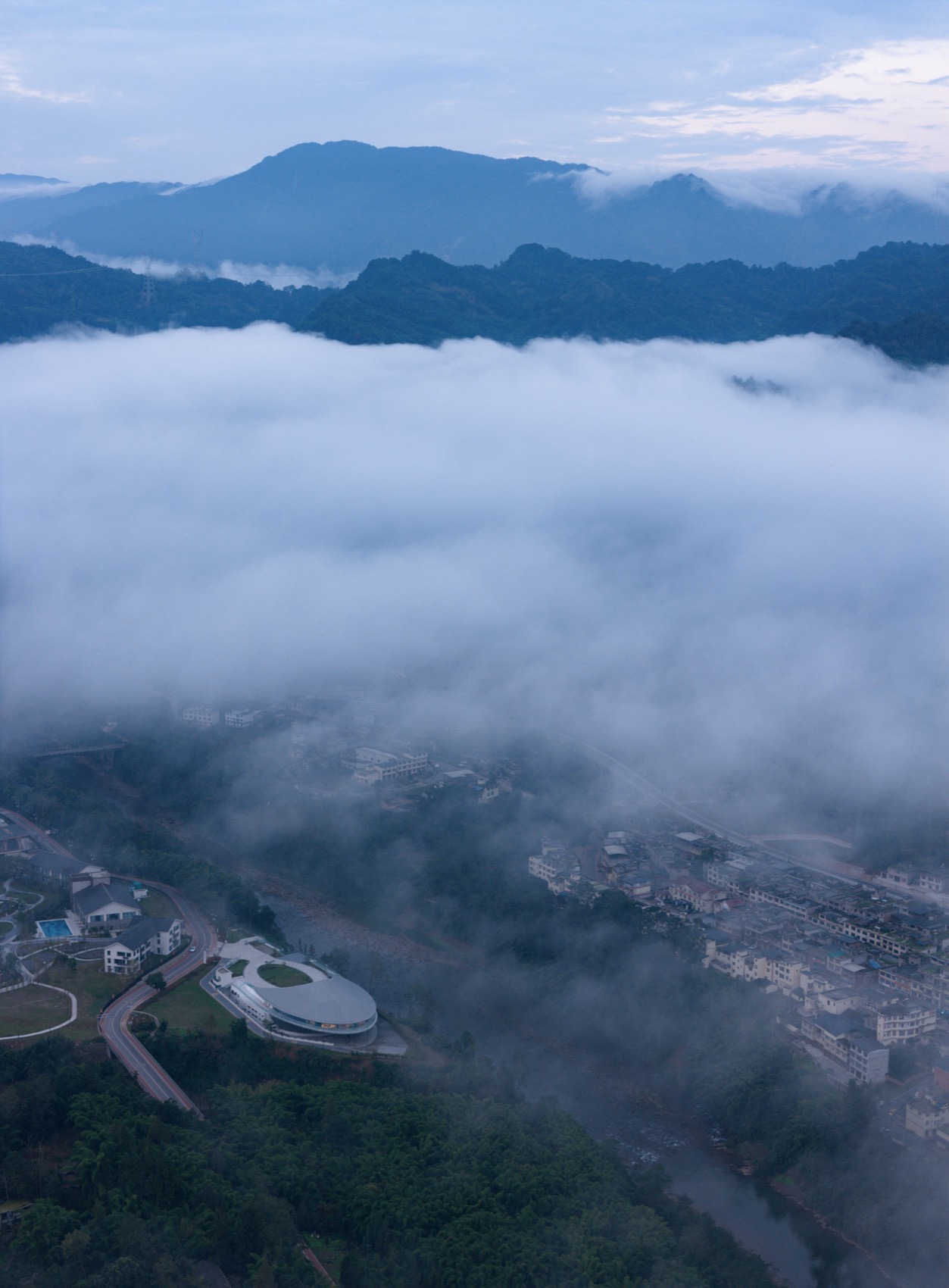 四川雅安周公山楠水阁温泉酒店会议中心丨中国雅安丨山间建筑-19