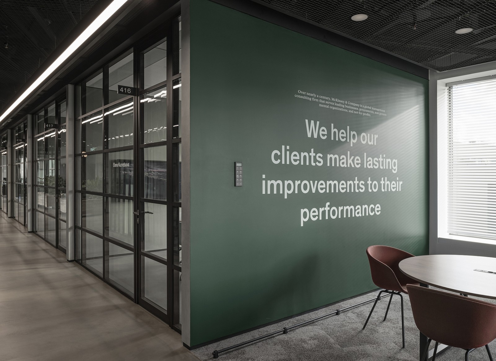 Office / Graphic layer-0