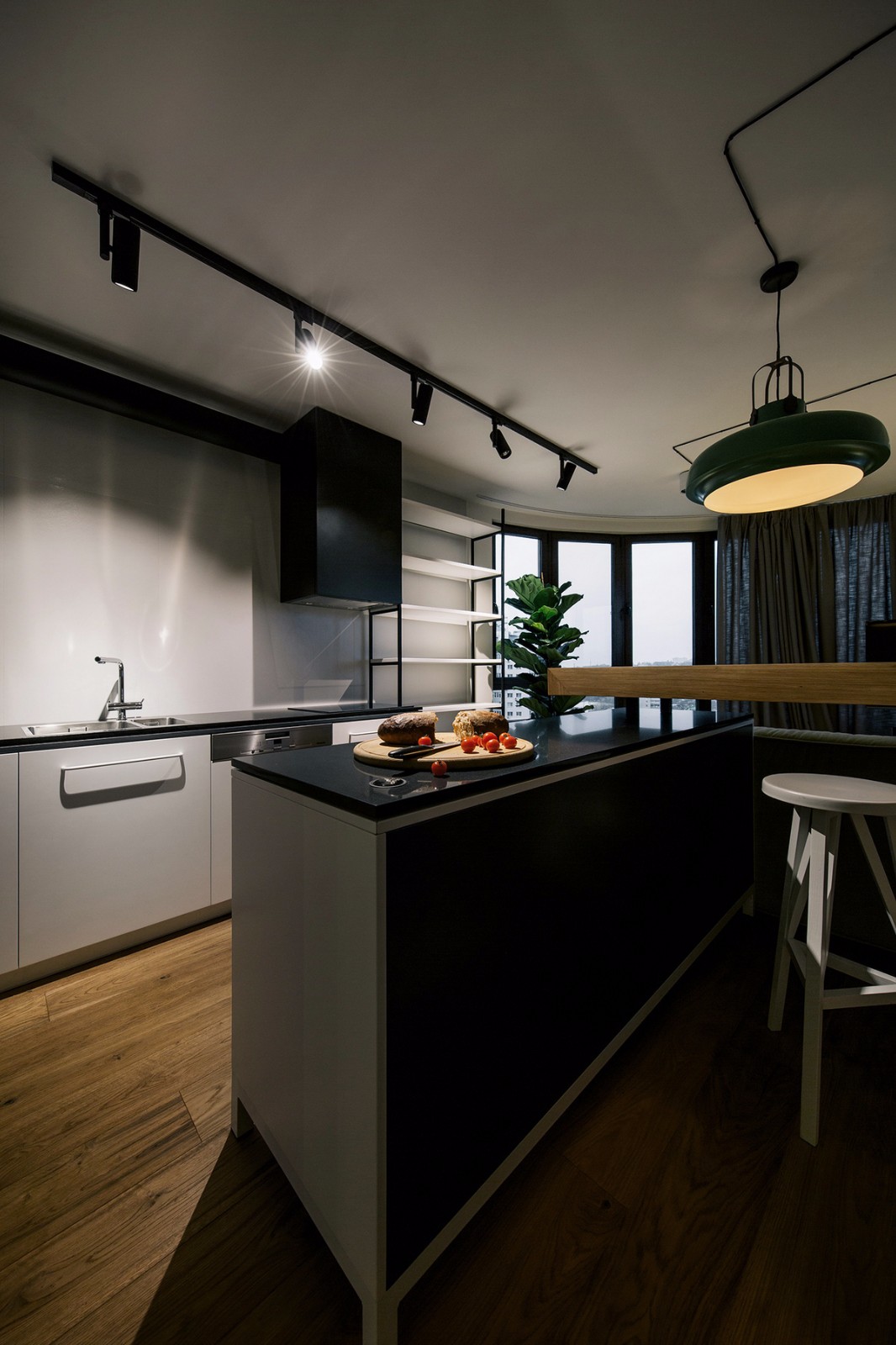 轻工业风格住宅  Sergey Makhno Archit-6