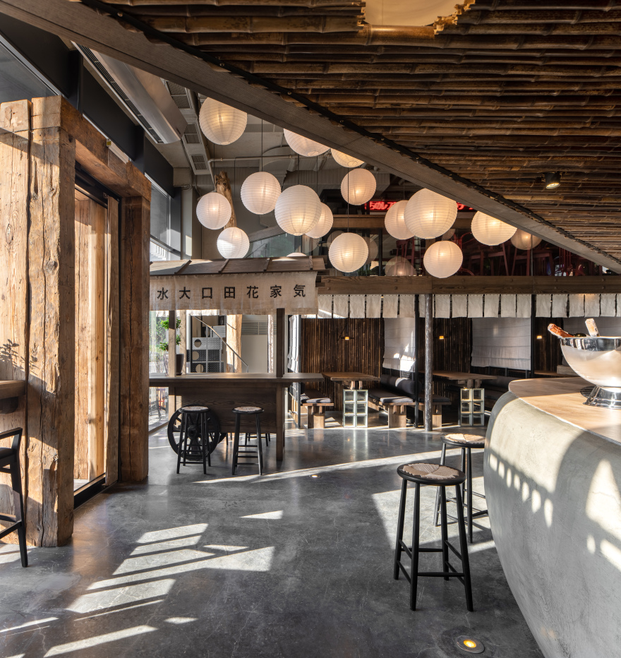 荣拉面吧丨乌克兰利沃夫-13