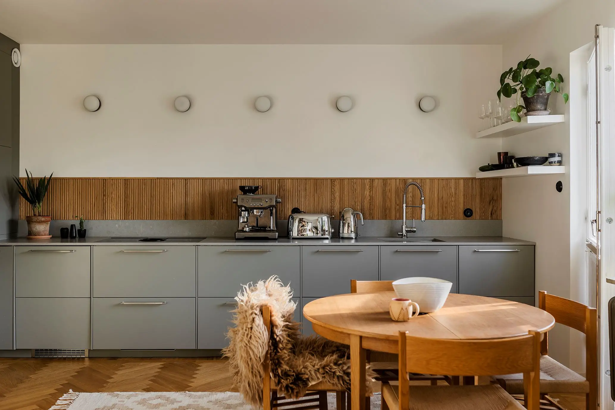 现代绿意 | 瑞典斯德哥尔摩舒适公寓设计-1