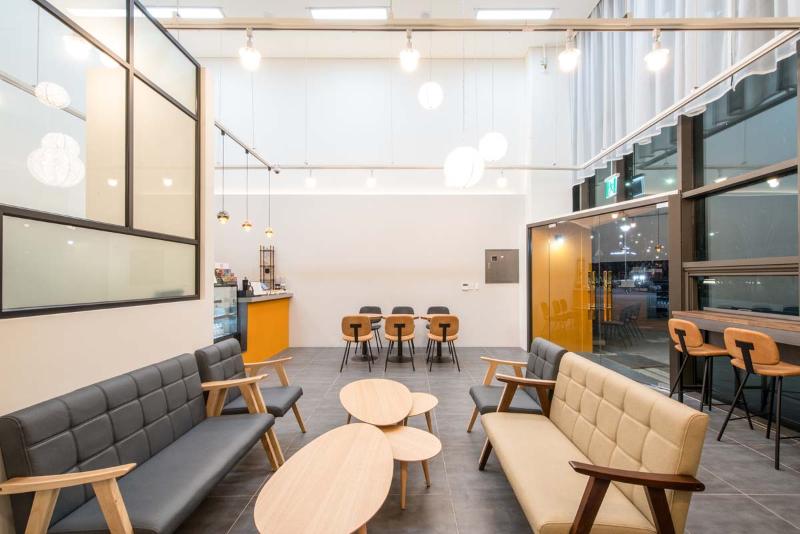 十九平米简约咖啡厅 高层空间利用典范-6