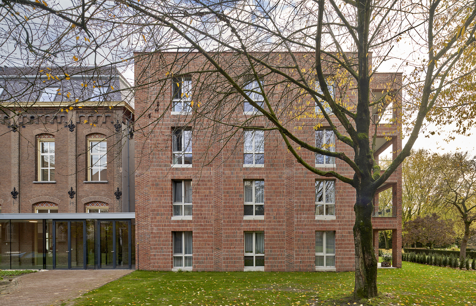 荷兰 Shift Urbanism 养老院丨荷兰蒂尔堡-27