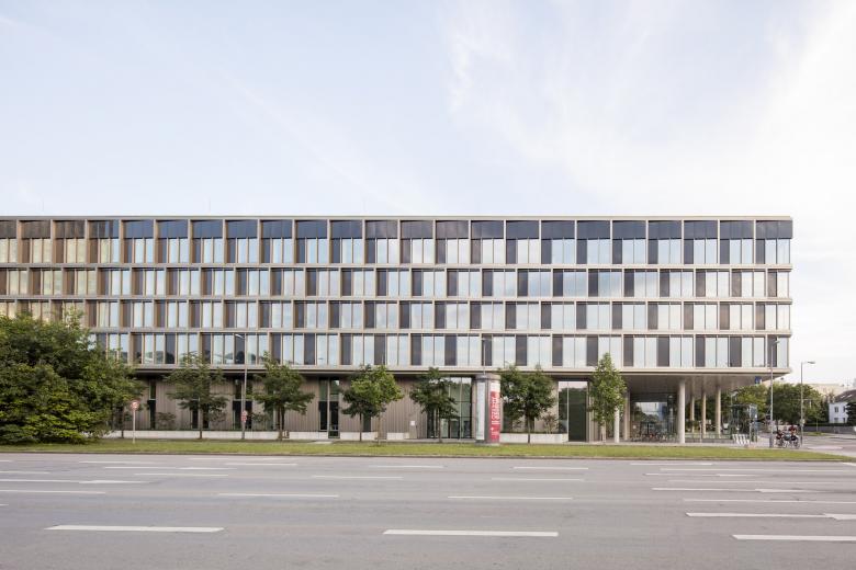 公交场站，混合动力·M丨德国慕尼黑丨JSWD Architekten,Köln-6