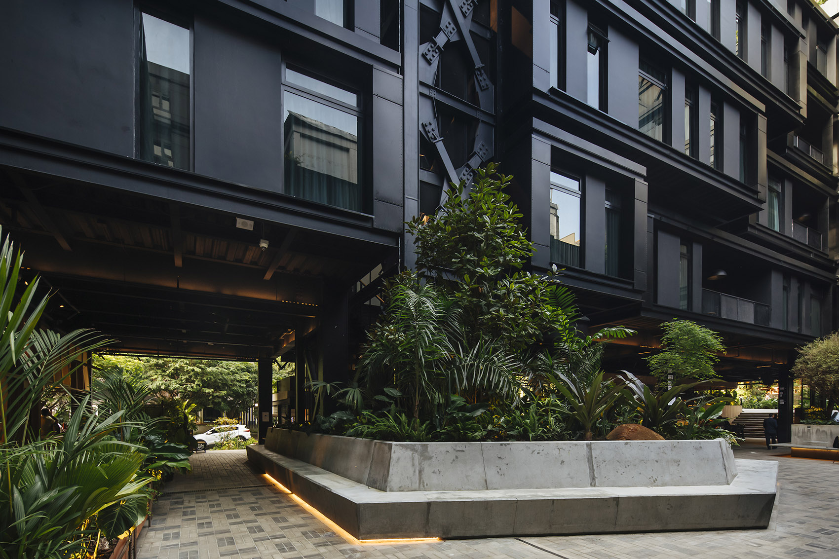 麦德林Click Clack酒店,哥伦比亚 / Plan:B Arquitectos-96