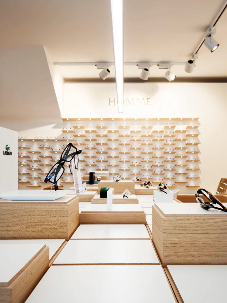 法国保罗眼镜店——聚焦产品的独特设计-19