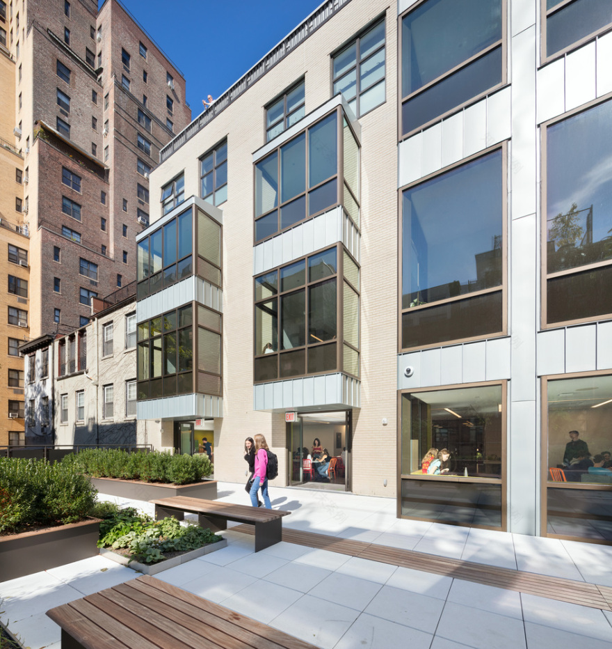 Friends Seminary School | 纽约历史建筑中的现代教育空间-28