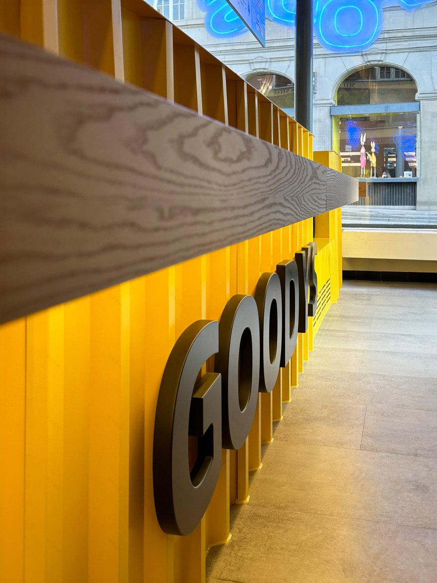 Goody's 汉堡店丨瑞士苏黎世丨Oleg Volosovskiy,Julia Klymenko-18