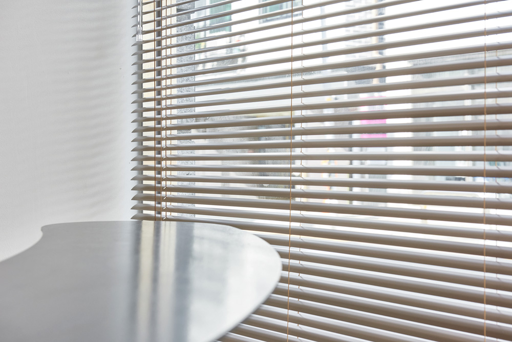 首尔 7 坪咖啡厅，知名设计师打造独特氛围空间-14