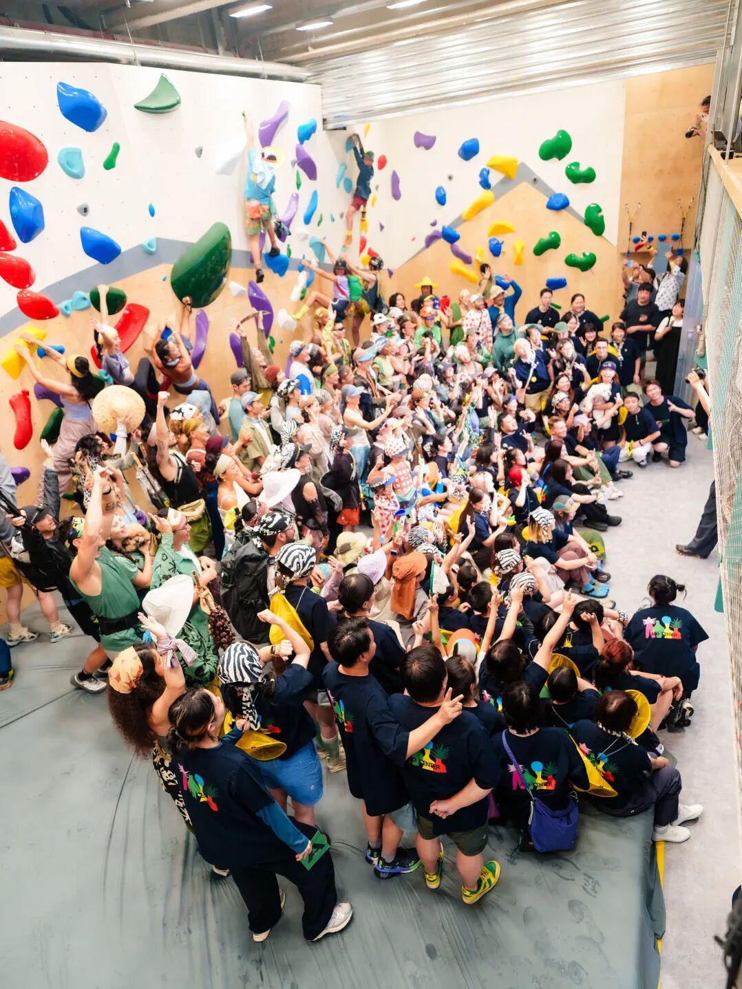 RDI瑞国际照明设计|光启乐活场趣潮燃-安高若Lab0Center发布会-11