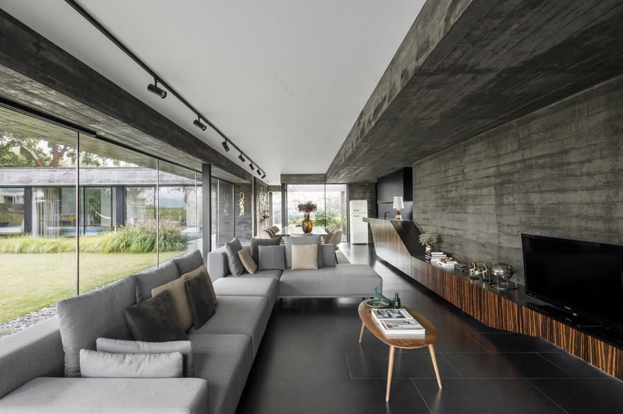 Sobreiros 别墅丨葡萄牙丨Hugo Pereira Arquitetos-38