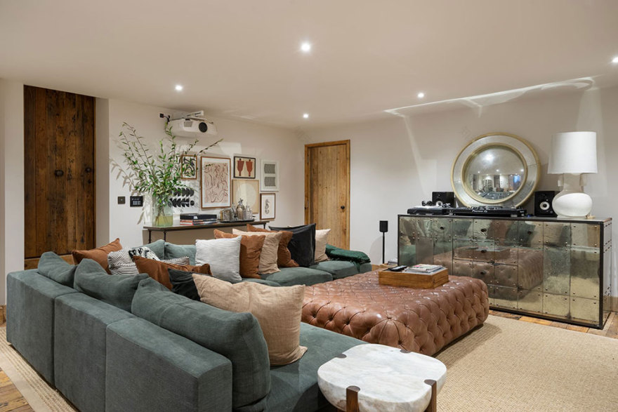 伦敦带有乡村特色的漂亮联排别墅-7