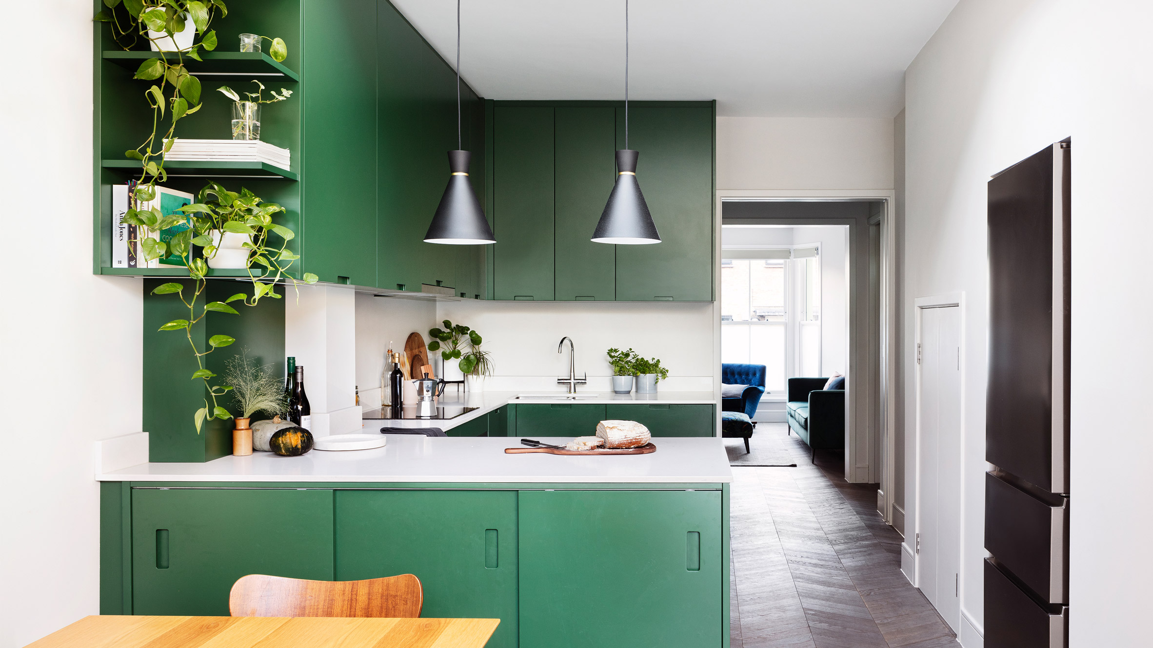 伦敦端楼改造 | 色彩斑斓的双层公寓设计-0