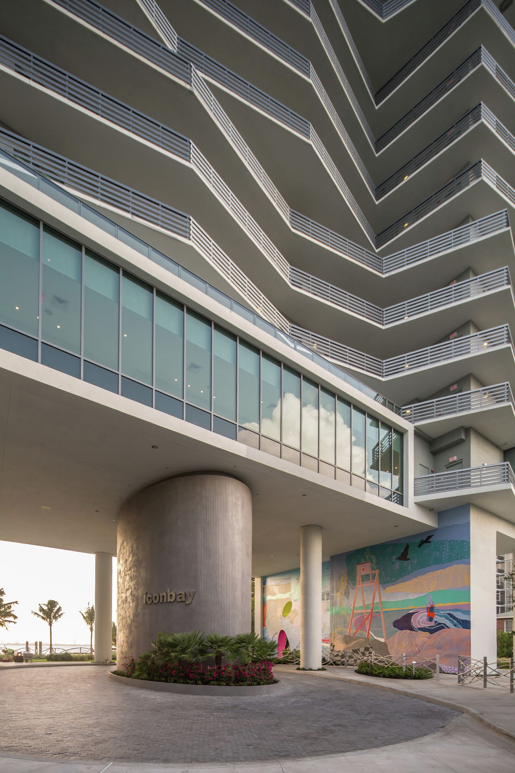 Miami 地标 Icon Bay | 空中花园与城市景观的完美融合-10