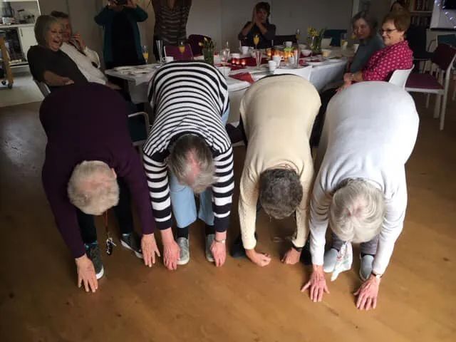 26个大龄女性共建养老社区，男友可以留宿-122