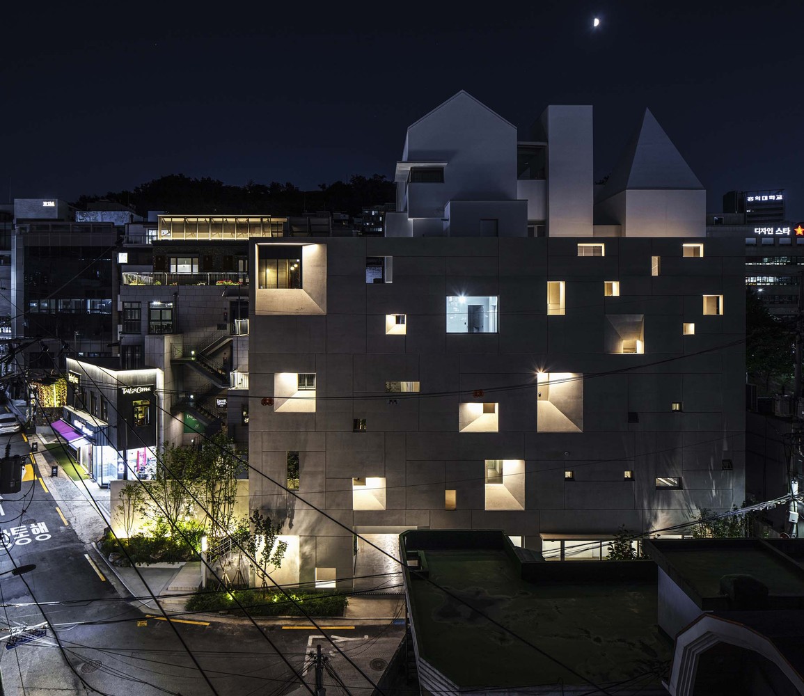 Aquarius Pyramid House | 韩国顶级影星的纪念碑式住宅设计-23