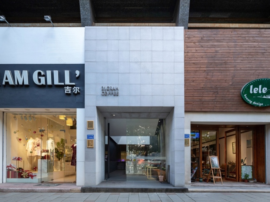 21gram 咖啡厦门禾祥西店 | 楼梯式座位与天井设计-41