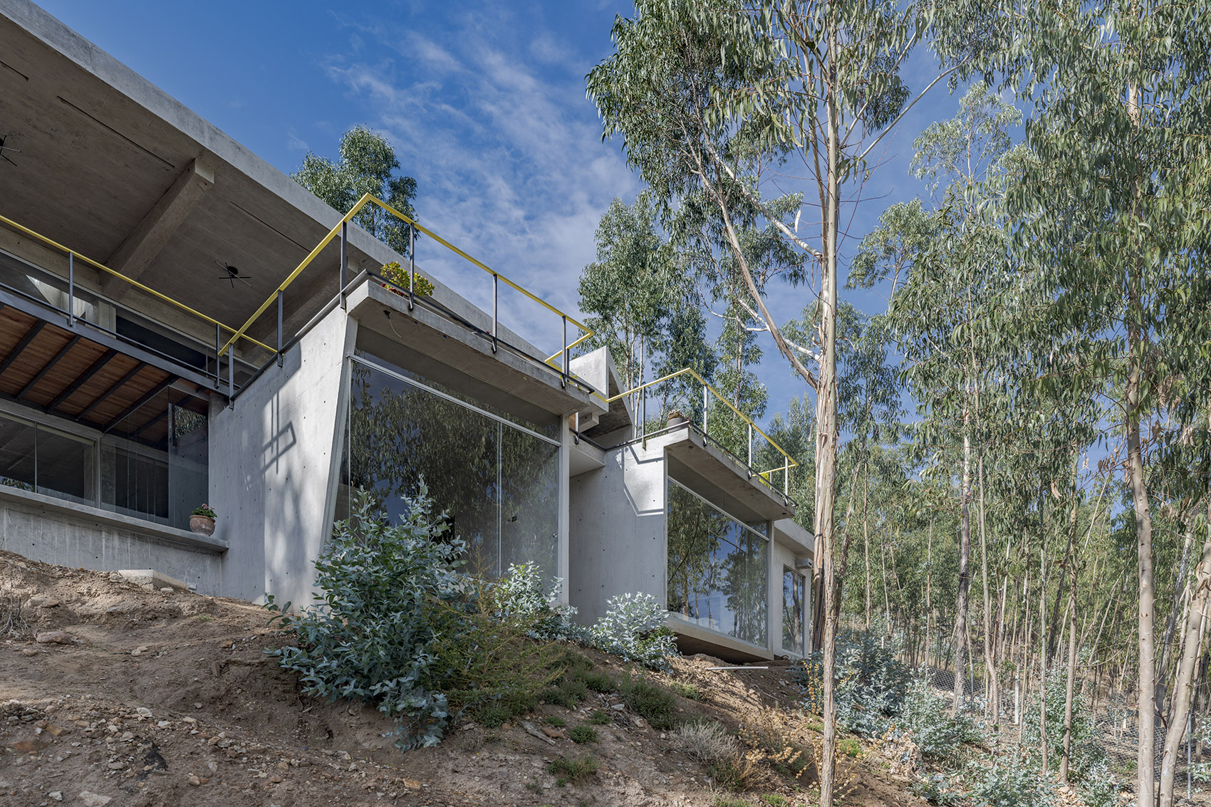 Callacpuma住宅丨秘鲁卡哈马卡丨rtresarquitectos（设计团队成员众多）-13