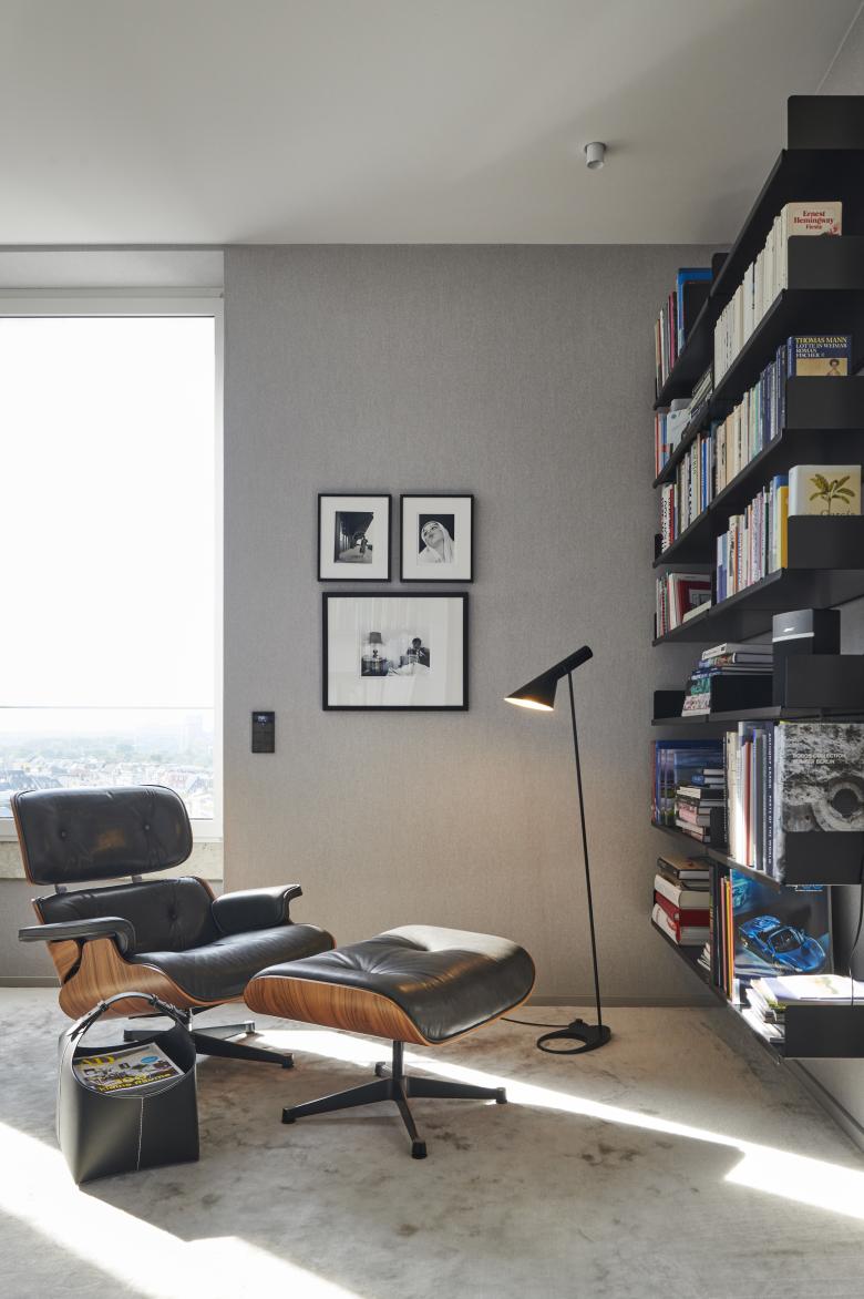 在历史办公环境中居住丨德国科隆-22